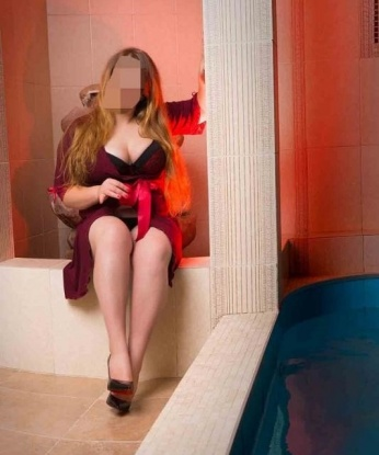 Кара, 23 года, 4 размер груди